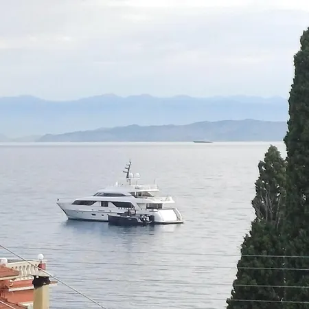 Elina * Benitses (Corfu)
